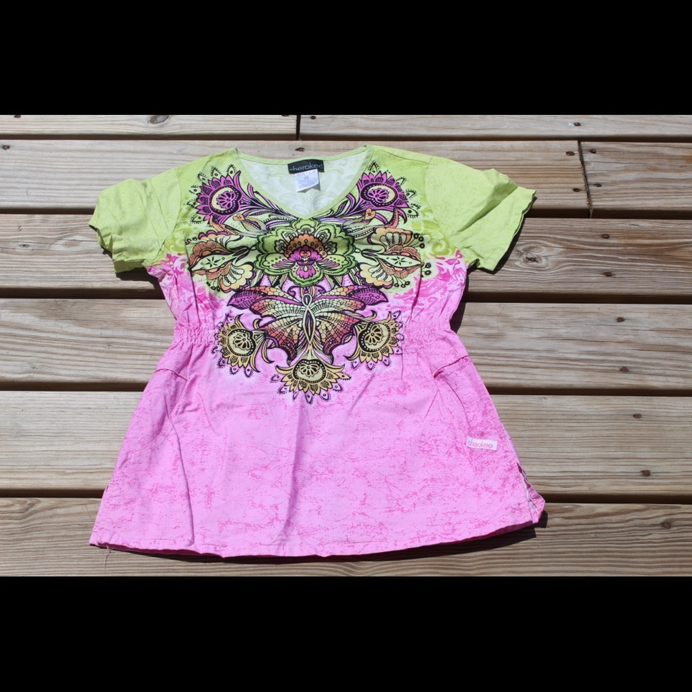 Scrub top and bottom